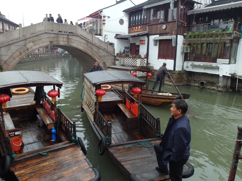 朱家角 - 搖櫓船